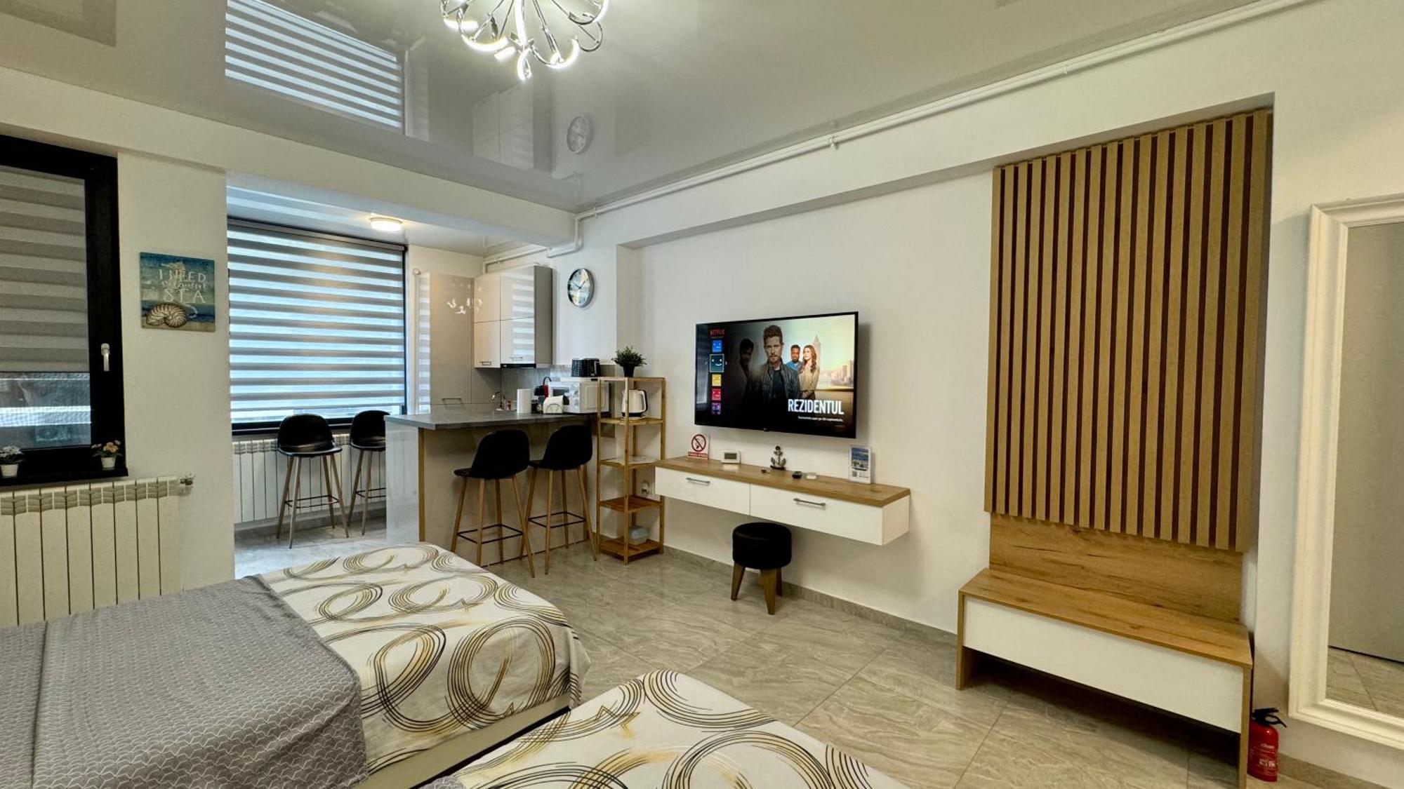 Seaview Deluxe Double Studio - Beachfront Resort Năvodari Εξωτερικό φωτογραφία