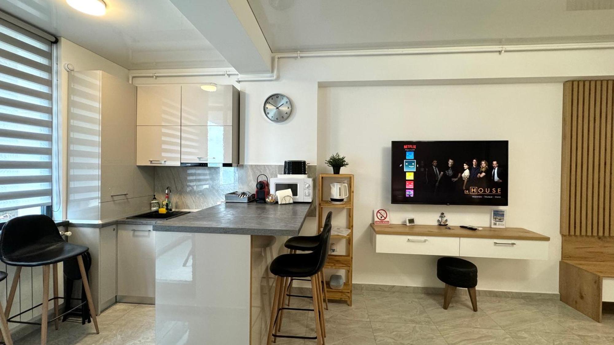 Seaview Deluxe Double Studio - Beachfront Resort Năvodari Εξωτερικό φωτογραφία